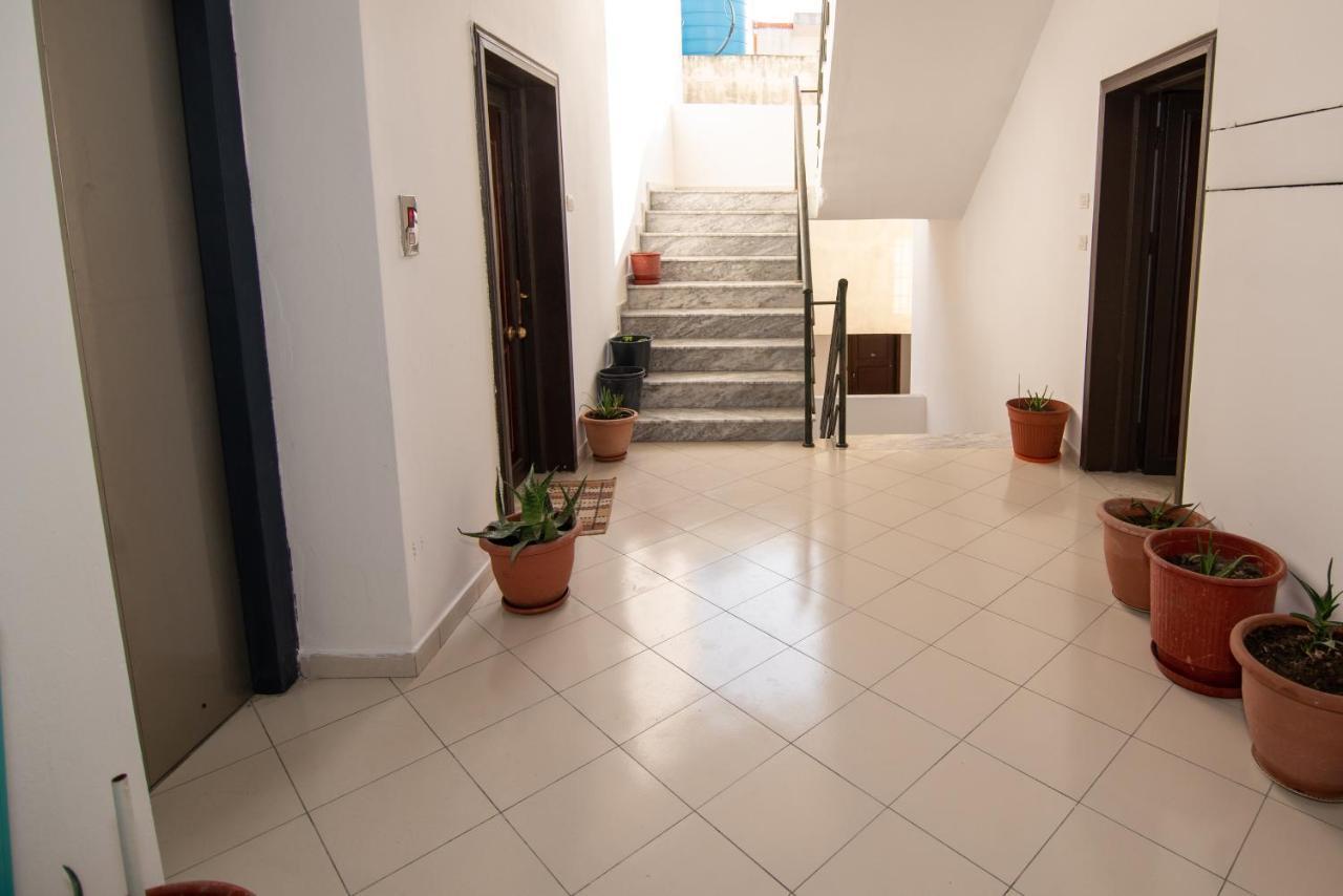 Ami Apartament Vlorë Eksteriør billede