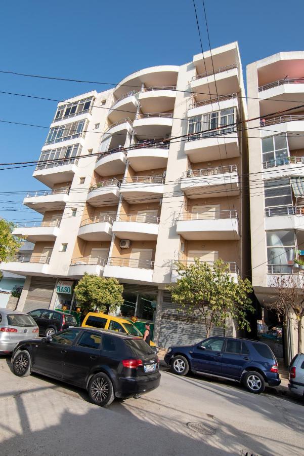 Ami Apartament Vlorë Eksteriør billede