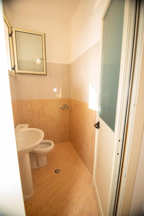Ami Apartament Vlorë Eksteriør billede