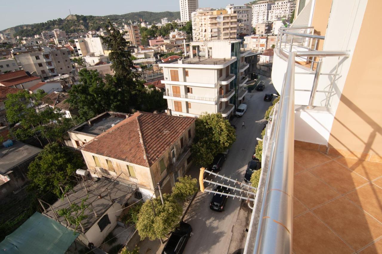 Ami Apartament Vlorë Eksteriør billede