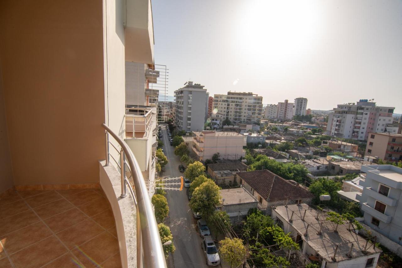 Ami Apartament Vlorë Eksteriør billede