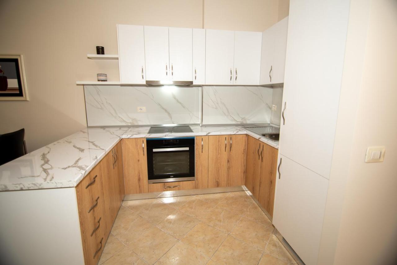 Ami Apartament Vlorë Eksteriør billede