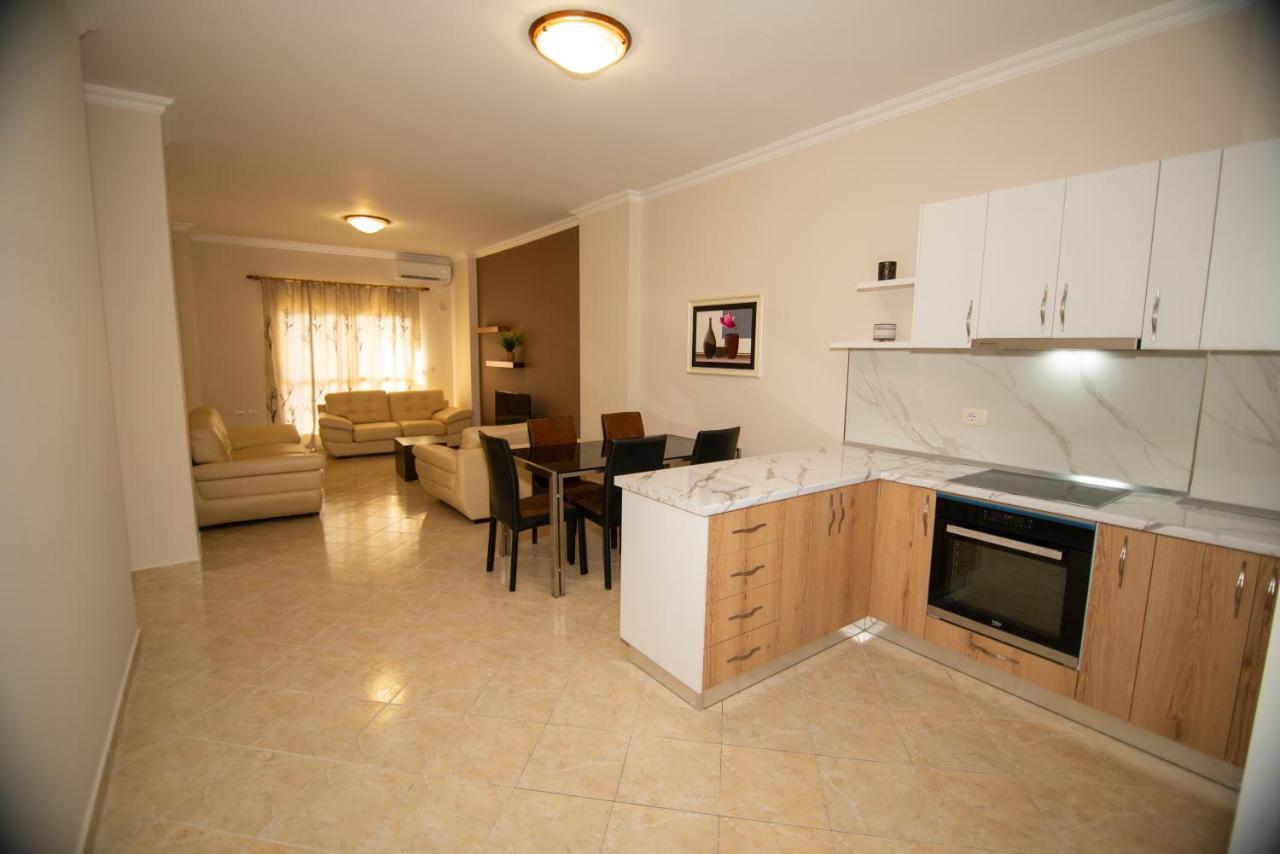 Ami Apartament Vlorë Eksteriør billede